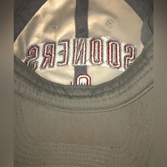 🖤 OU Sooners Tan Ball Cap Unisex – Adjustable - Picture 6 of 6
